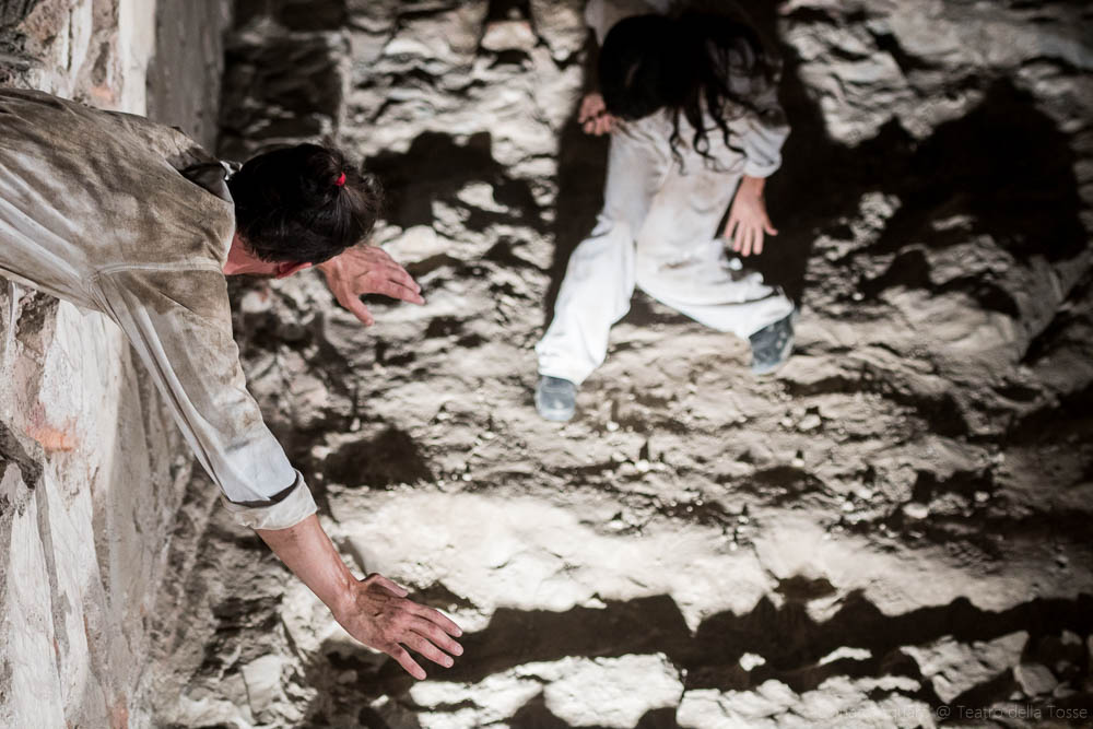 Compagnia Balletto Civile Pezzo Orbitale